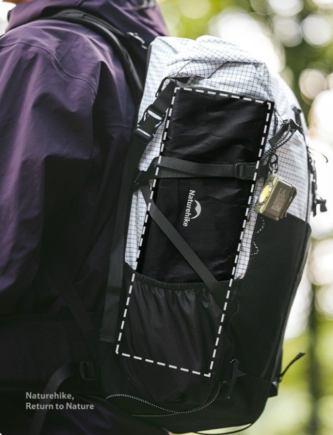 Стіл складаний Naturehike CNK2450JJ024, 31х21 см, алюміній, чорний